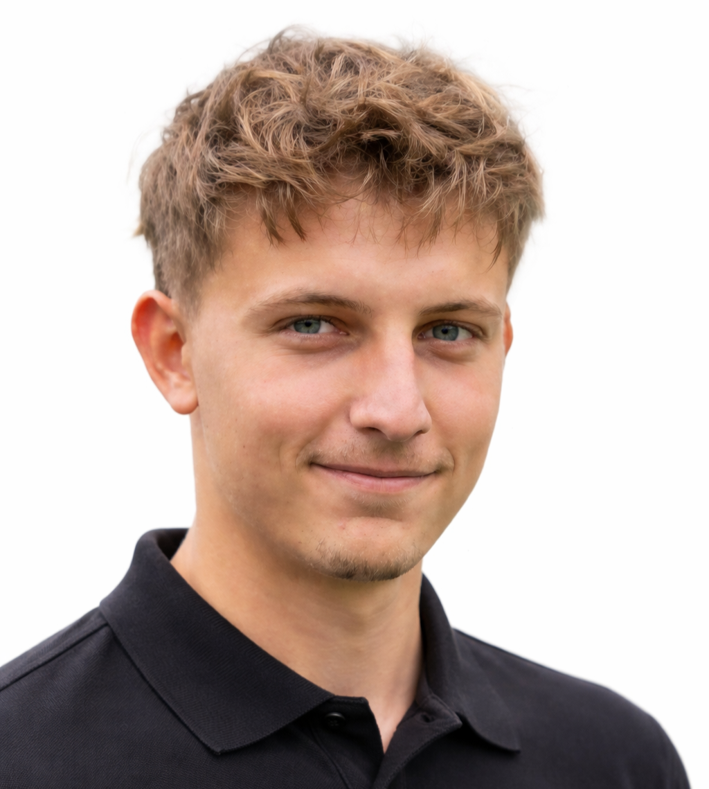 Théo Cuenot - Stratège et Créatif